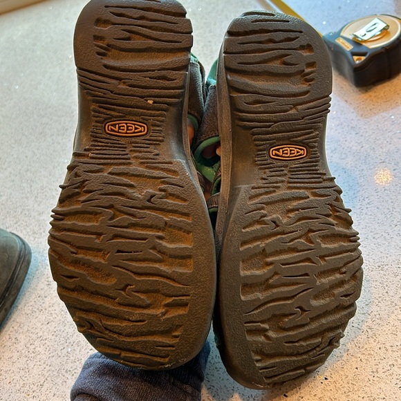 Keen sandals - Picture 2 of 4
